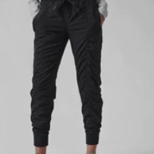 Athleta Attitude II Pant/Joggers, Size 8 TALL Black